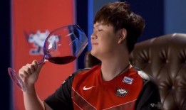 王嘉尔人品表哥爆料视频,表哥爆料视频揭示真实一面